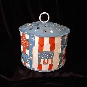 Patriotic candle holder
